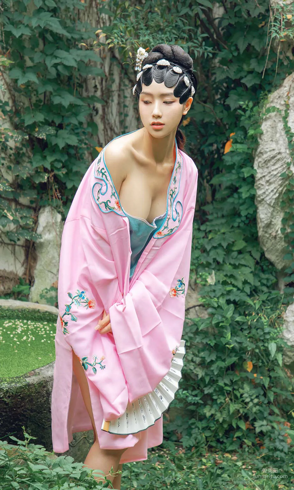 方子萱《一曲秋思》 [尤果圈爱尤物] No.1576 写真集8