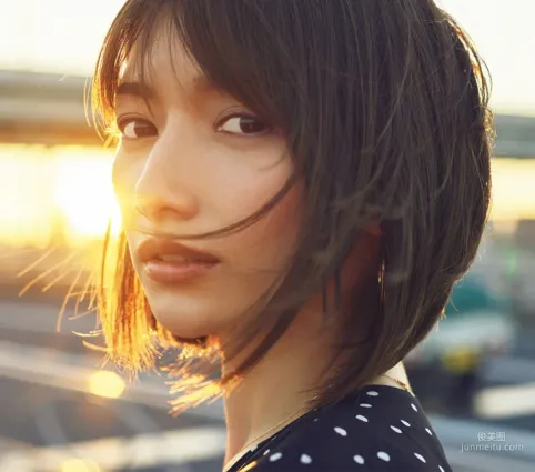 [FRIDAY] 後藤真希 《アニバーサリー 最新カット特別公開！》寫真