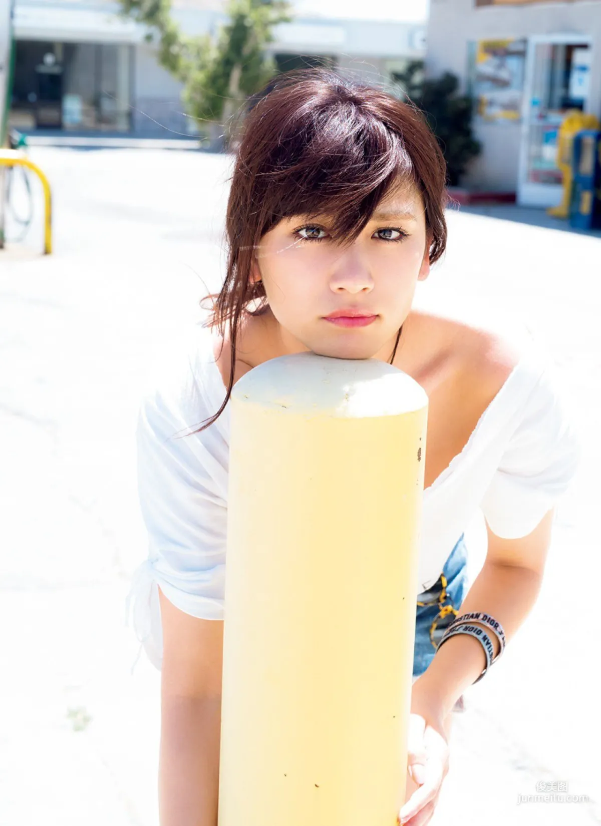 [FRIDAY] 久松郁実 《ランジェリーからあふれる♡美バスト》写真5