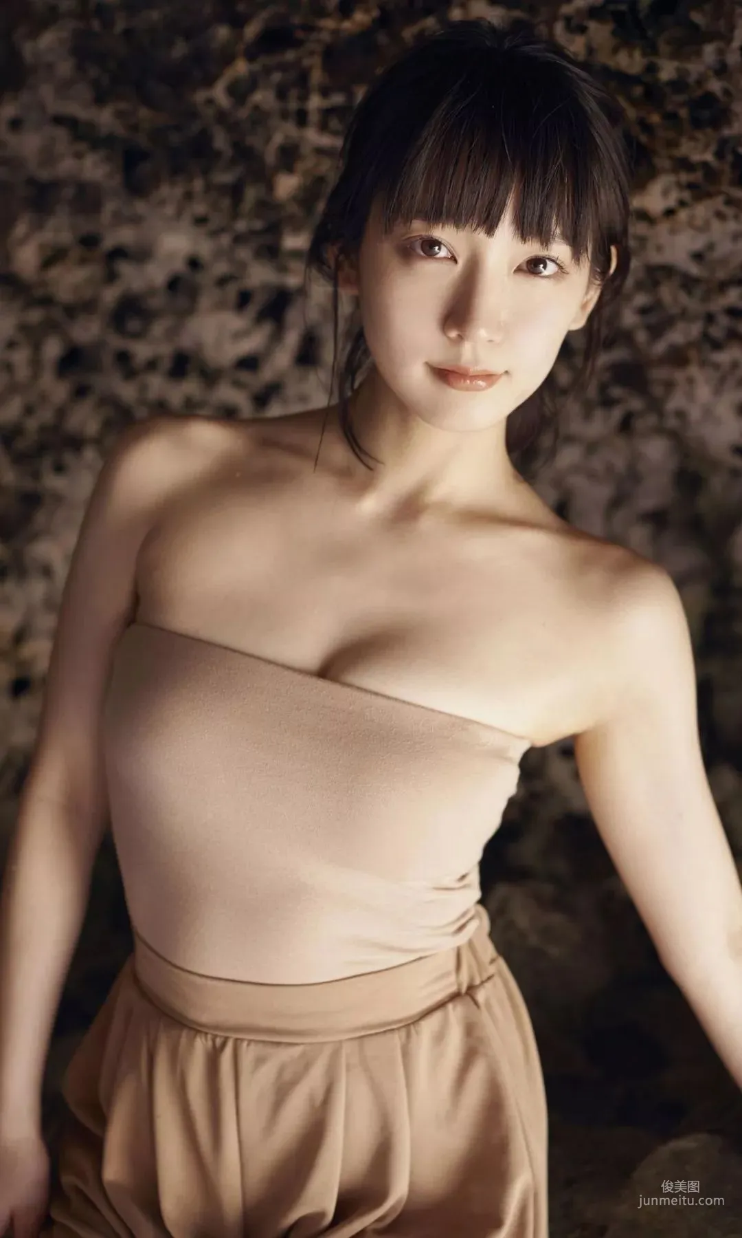 吉岡里帆 「ロングロングバケーション」(Kindle版) 写真集12