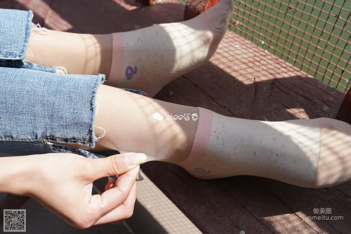 佩佩《丝袜套棉袜，新学妹》 [丝意SIEE] No.268 写真集9