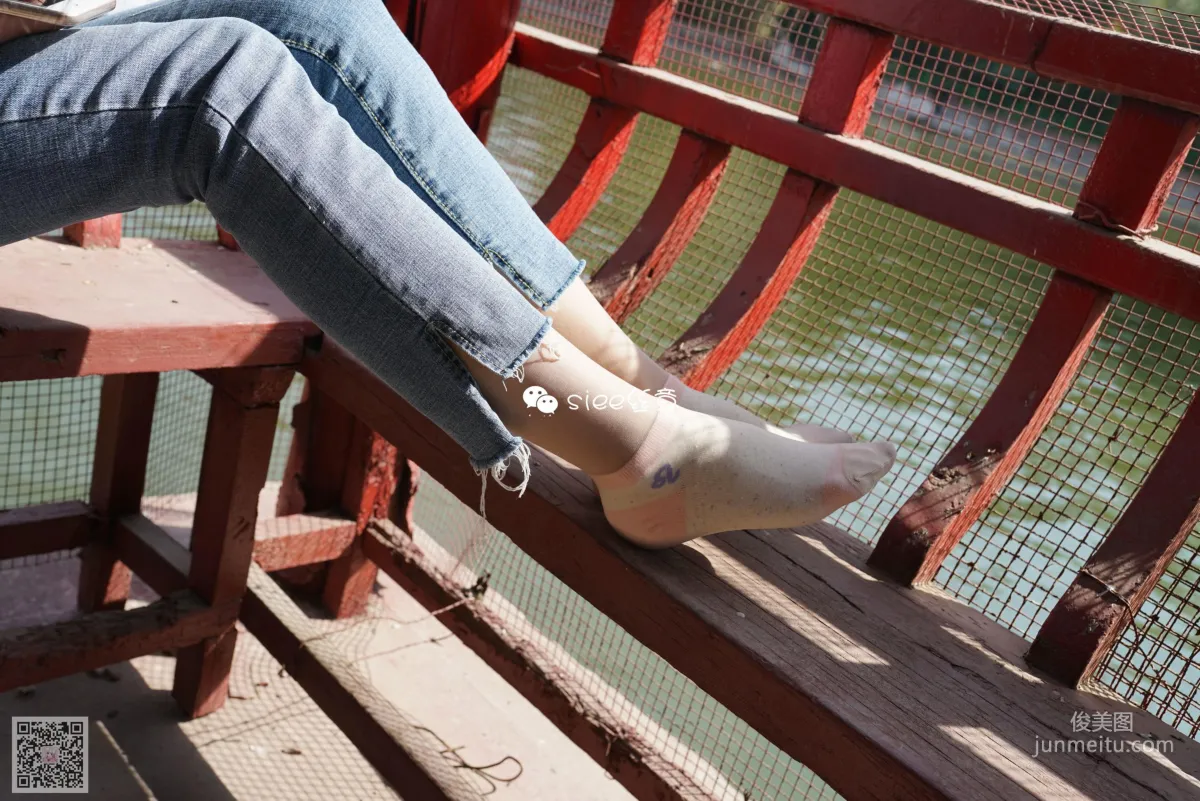 佩佩《丝袜套棉袜，新学妹》 [丝意SIEE] No.268 写真集5