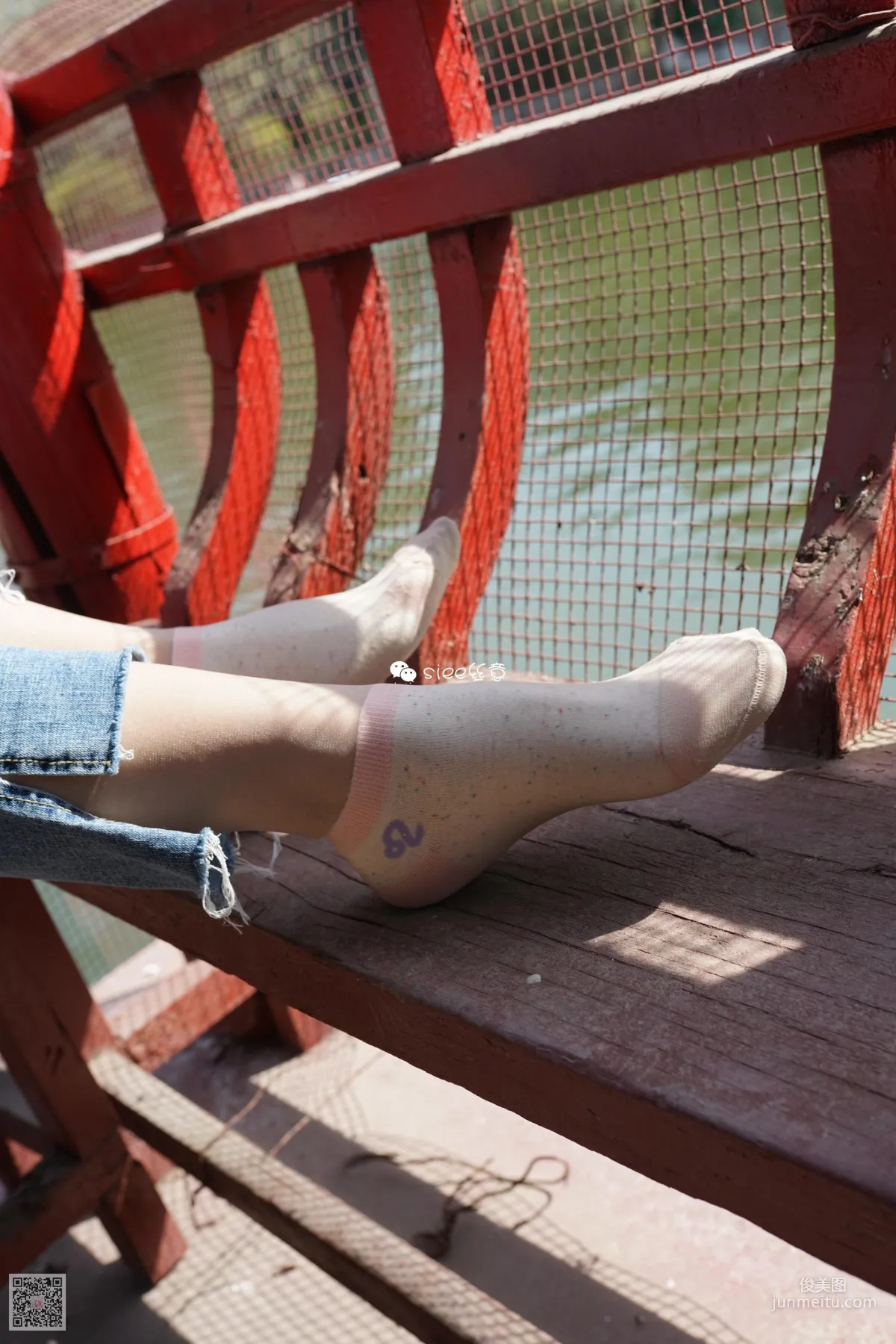 佩佩《丝袜套棉袜，新学妹》 [丝意SIEE] No.268 写真集6