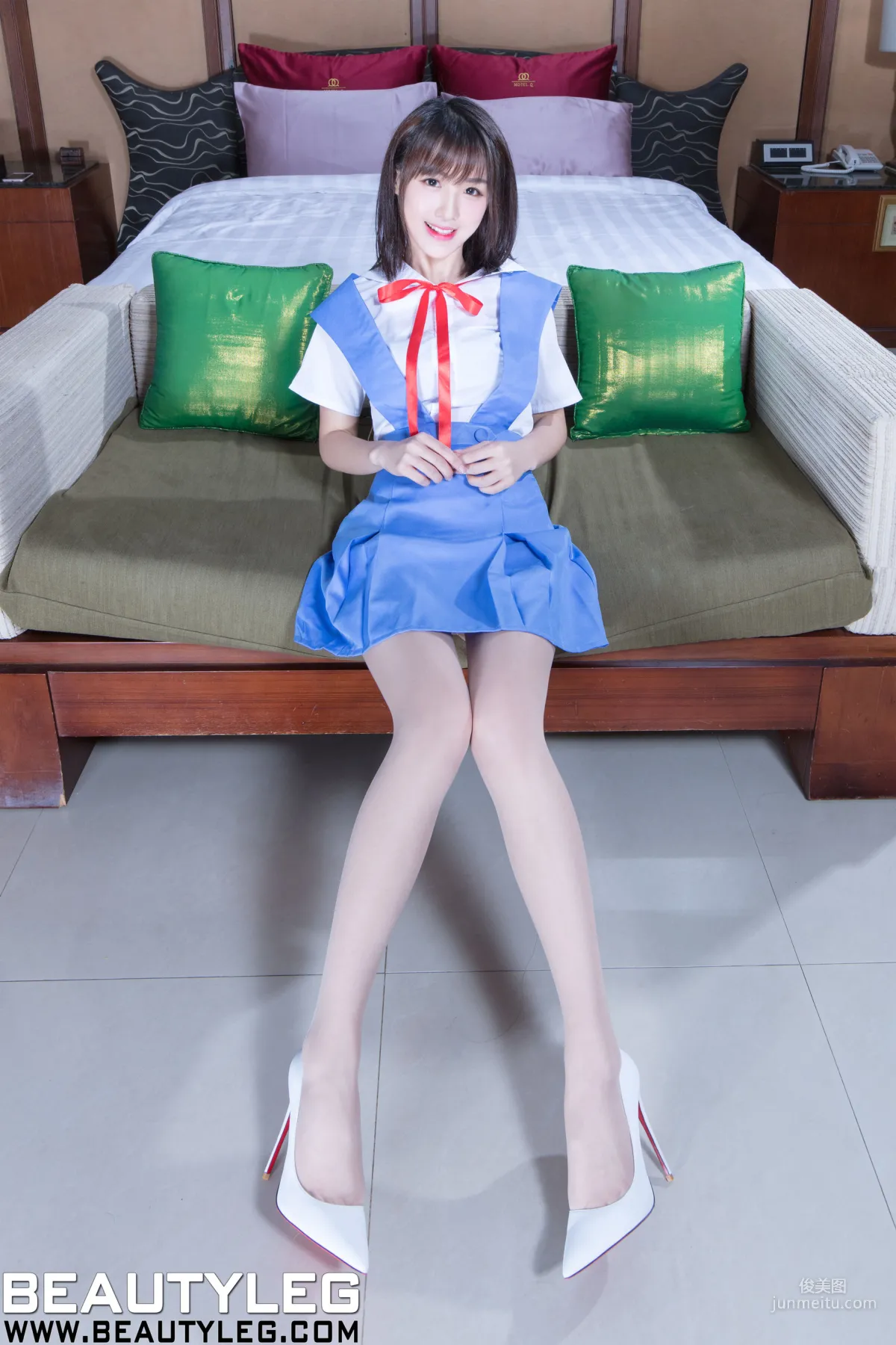 腿模Wendy《4組短裙制服美腿》 [Beautyleg] No.1827 5