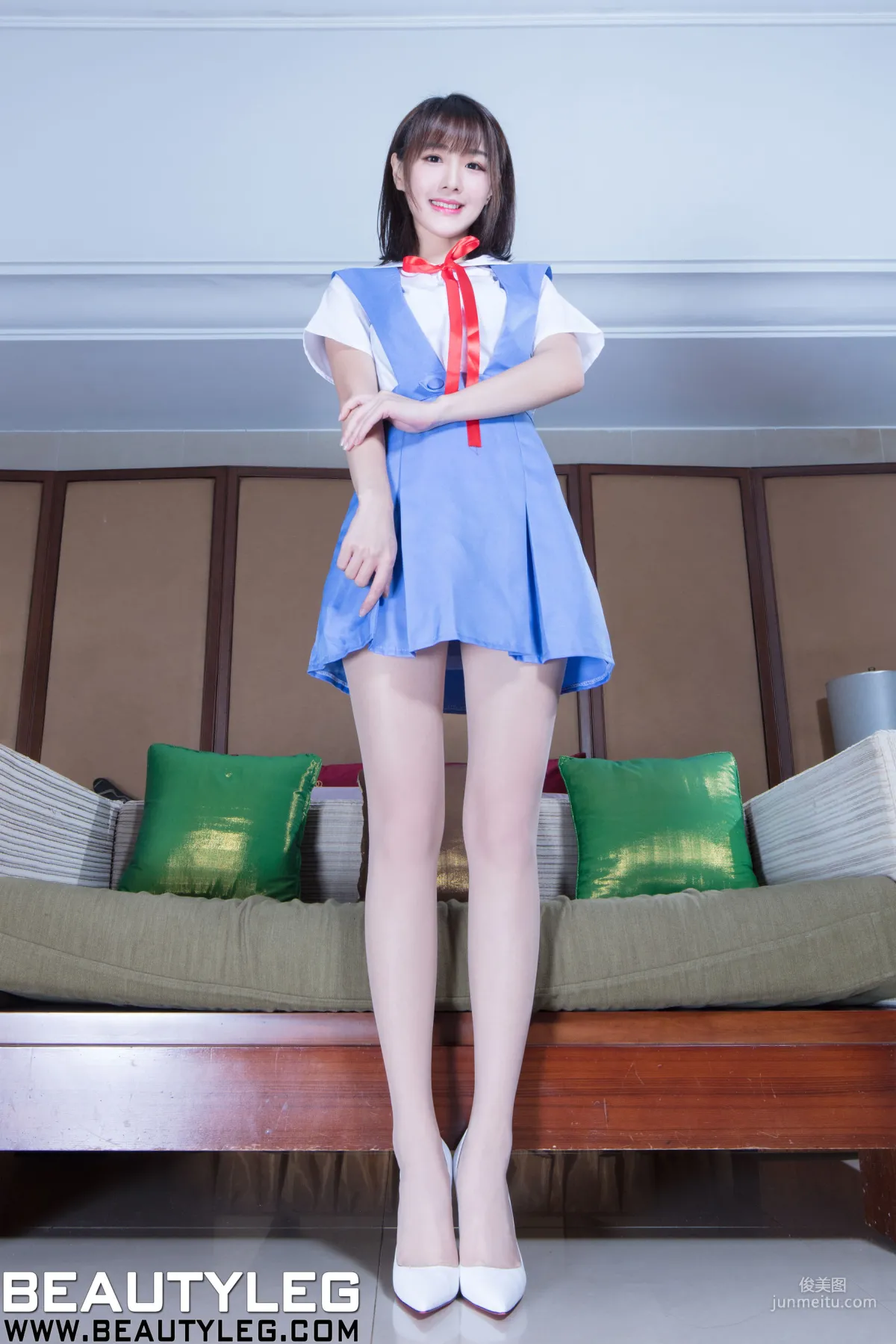 腿模Wendy《4組短裙制服美腿》 [Beautyleg] No.1827 2