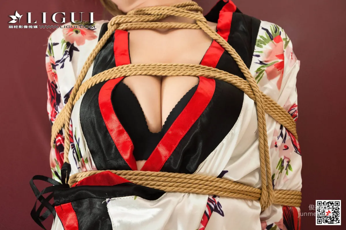 甜甜《繩藝捆綁絲襪人體攝影》 [麗櫃美束] 寫真集 27