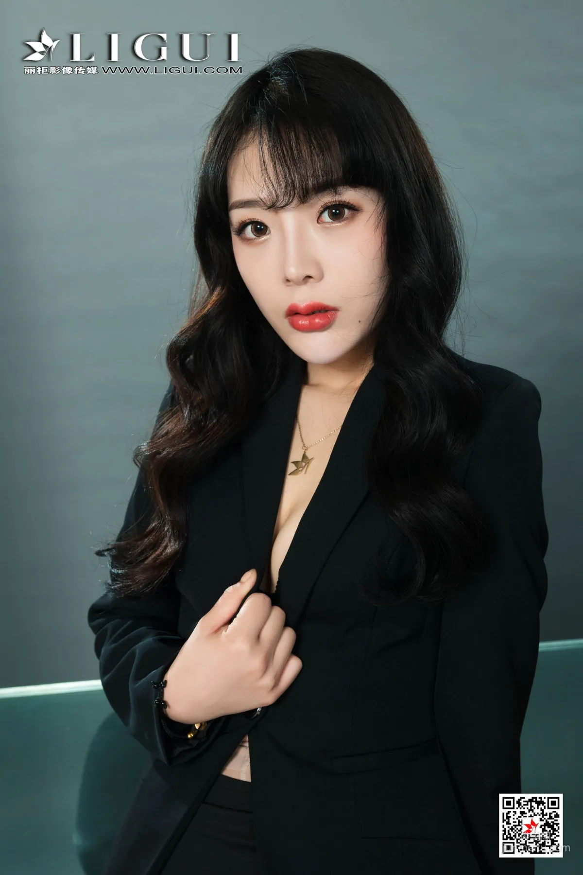腿模赵蕊《长腿高跟OL女郎》 [丽柜LiGui] 网络丽人 写真集16