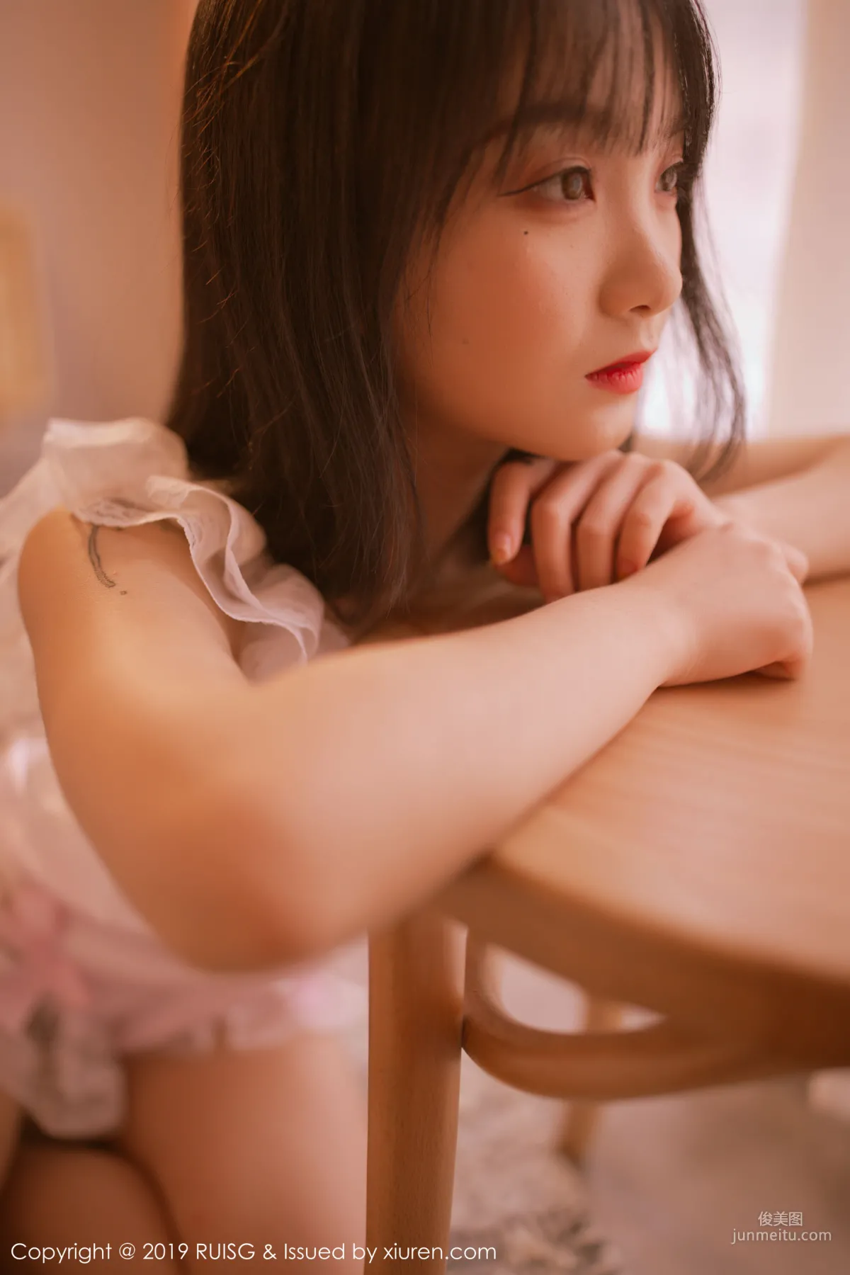 小葡萄miki《唯美不失性感》 [瑞絲館RUISG] Vol.085 寫真集 31
