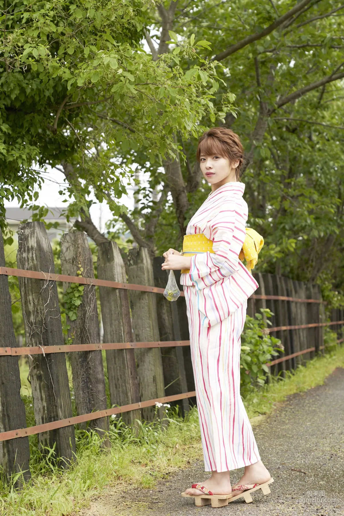 [Hello! Project Digital Books] No.183 金澤朋子 Kanazawa Tomoko 写真集88