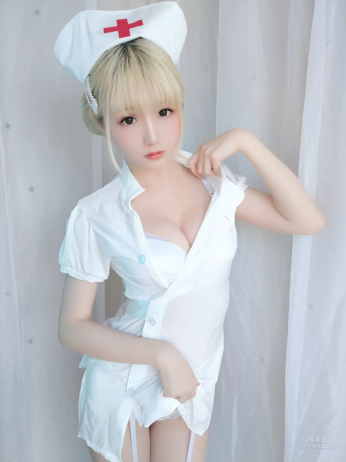 星之遲遲 《夜勤病棟》 [福利COSPLAY] 寫真集 35