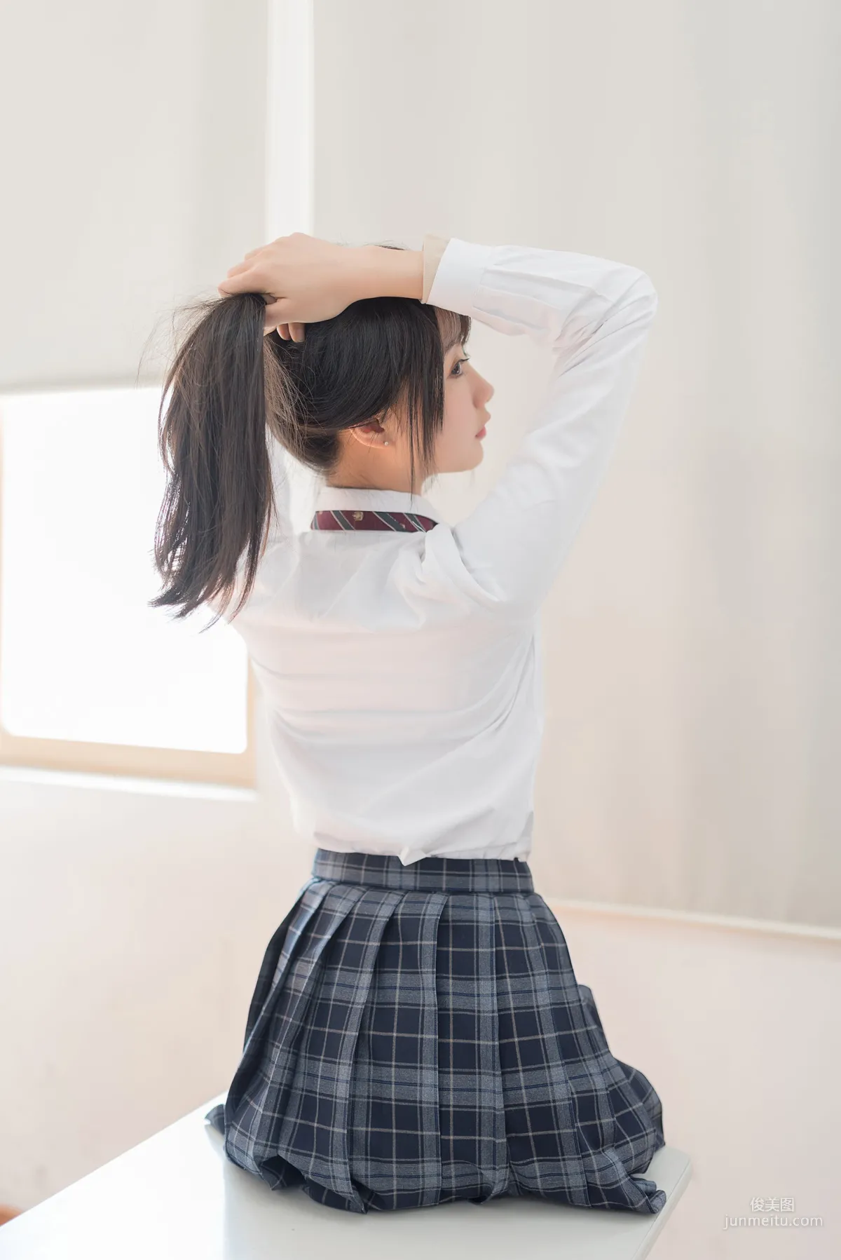 萌妹木綿綿OwO《西式JK》 [COSER美女] 寫真集 45