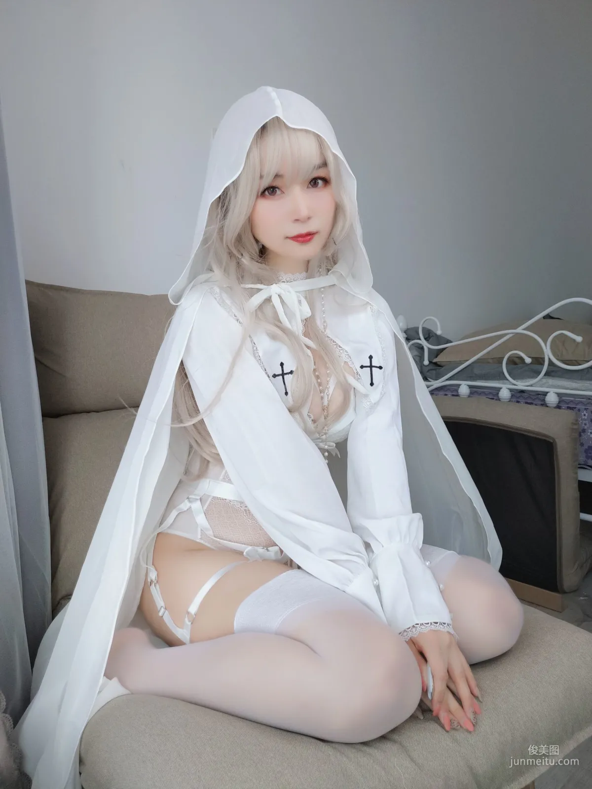 COSER白銀81《純白聖女》 [COSPLAY少女] 寫真集 28