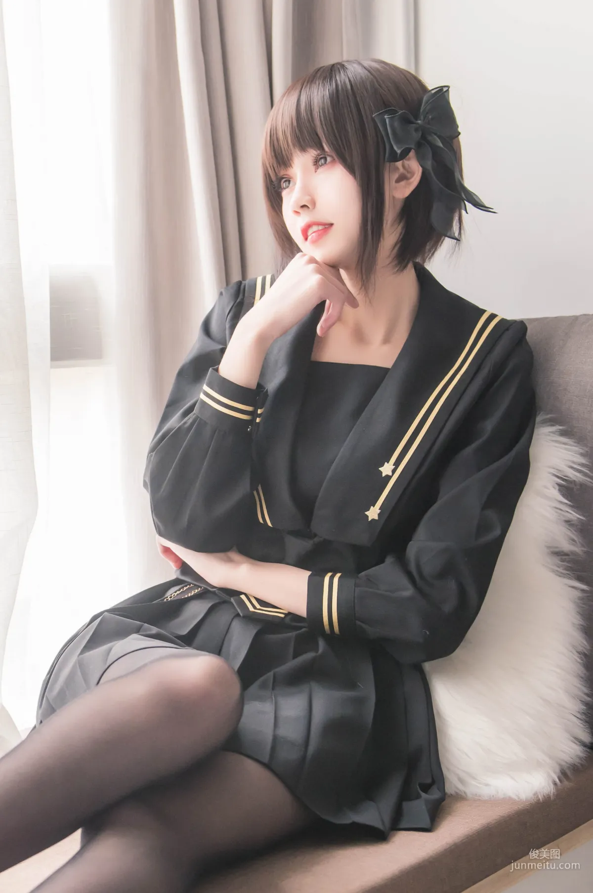 你的負卿《窗台制服》 [COSPLAY福利] 寫真集 6