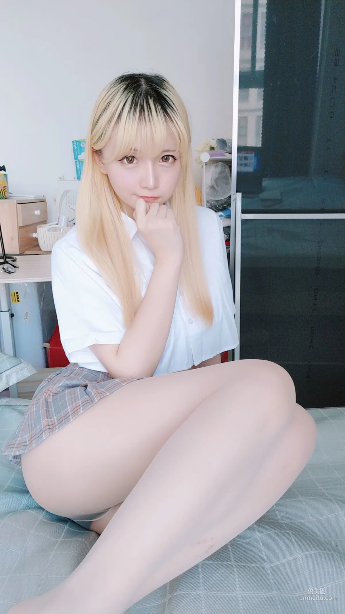 萌妹星之遲遲《短裙制服》 [福利COSPLAY] 寫真集 15