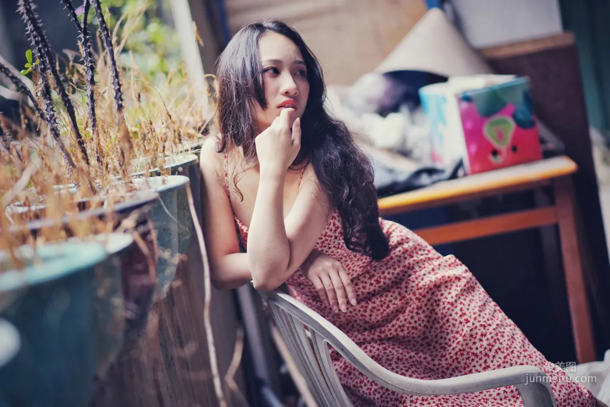 岑晴晴《慵懶的性感》 [制服の女生]寫真集 7