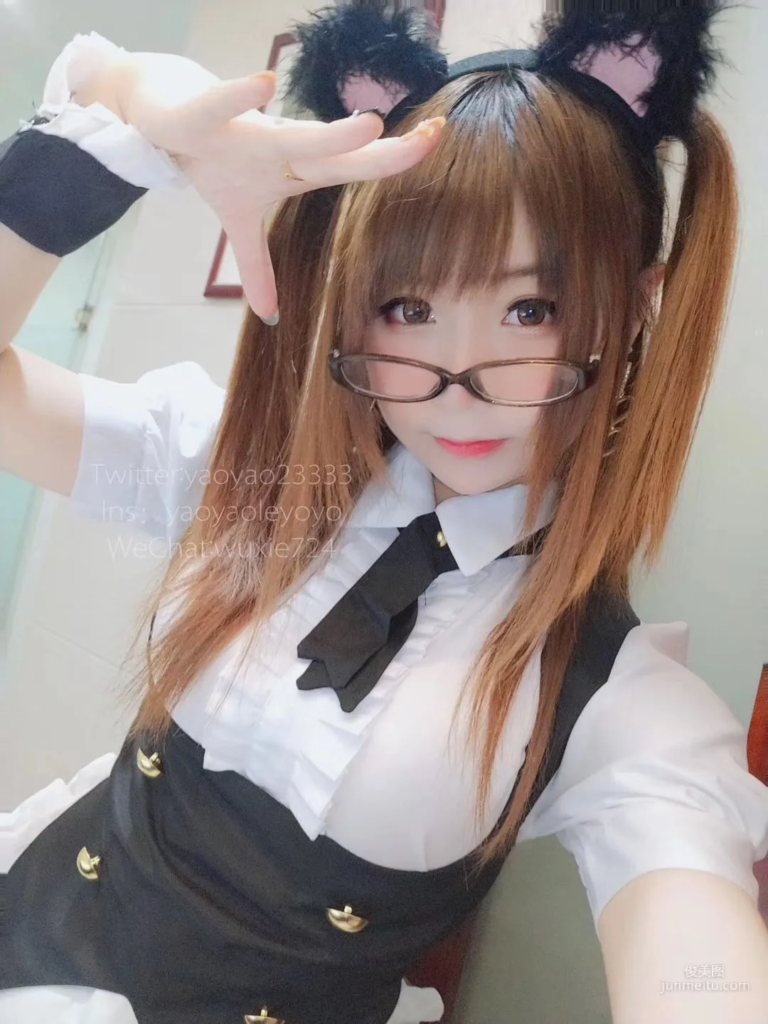 摇摇乐yoyo《黑丝女仆》 [COSPLAY美女] 写真集1