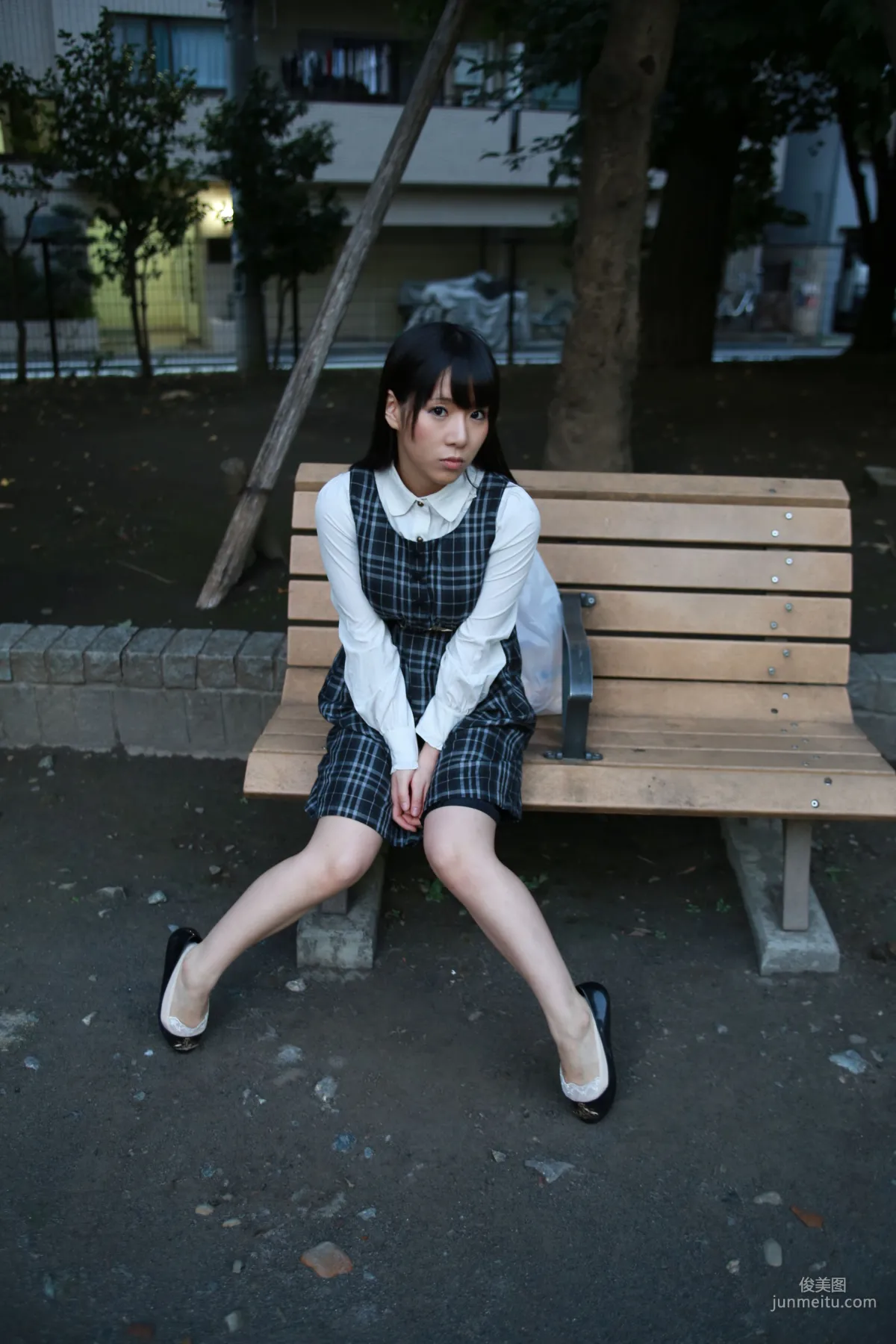 雨宮留菜 《ふたり暮らし畫像 》寫真集 18