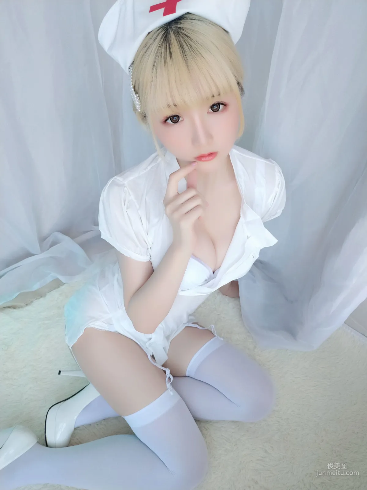 星之遲遲 《夜勤病棟》 [福利COSPLAY] 寫真集 46