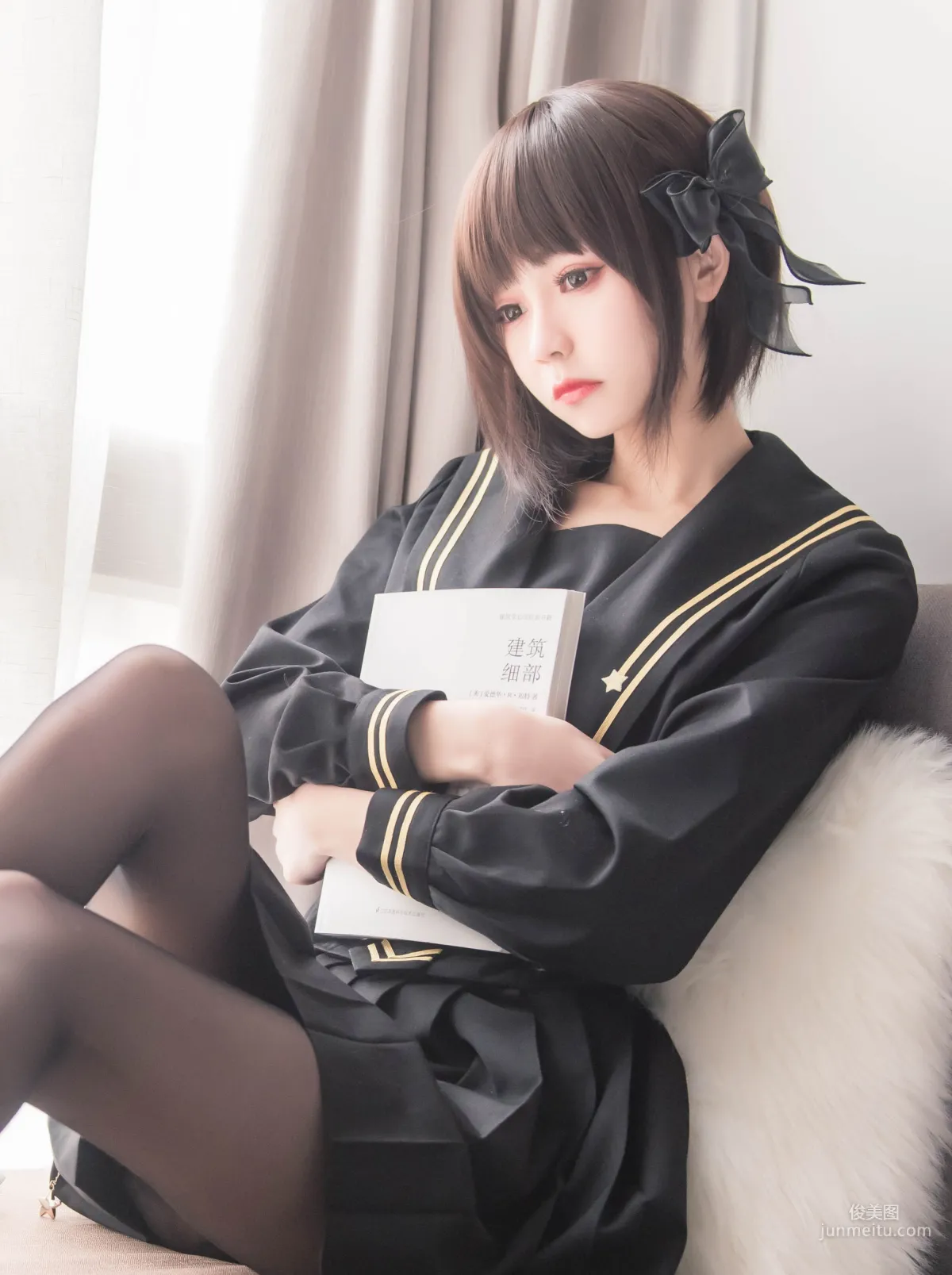 你的負卿《窗台制服》 [COSPLAY福利] 寫真集 3