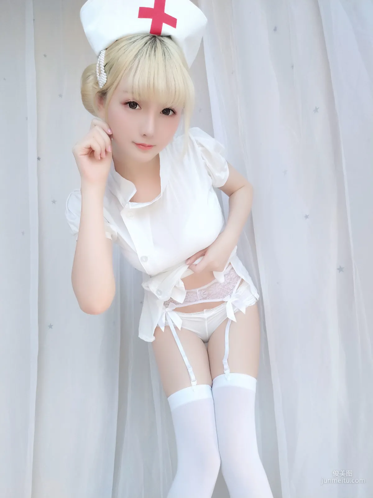 星之遲遲 《夜勤病棟》 [福利COSPLAY] 寫真集 10
