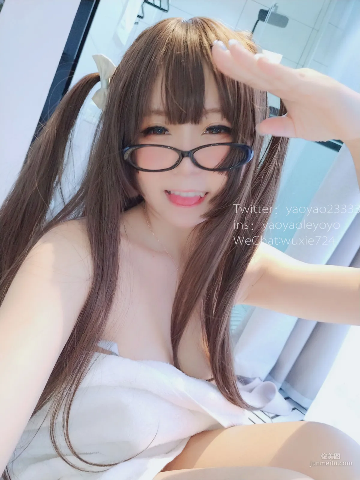 搖搖樂yoyo《浴巾風情》 [COSPLAY福利] 寫真集 31