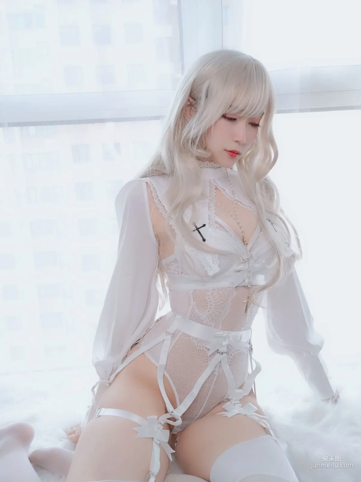 COSER白銀81《純白聖女》 [COSPLAY少女] 寫真集 32