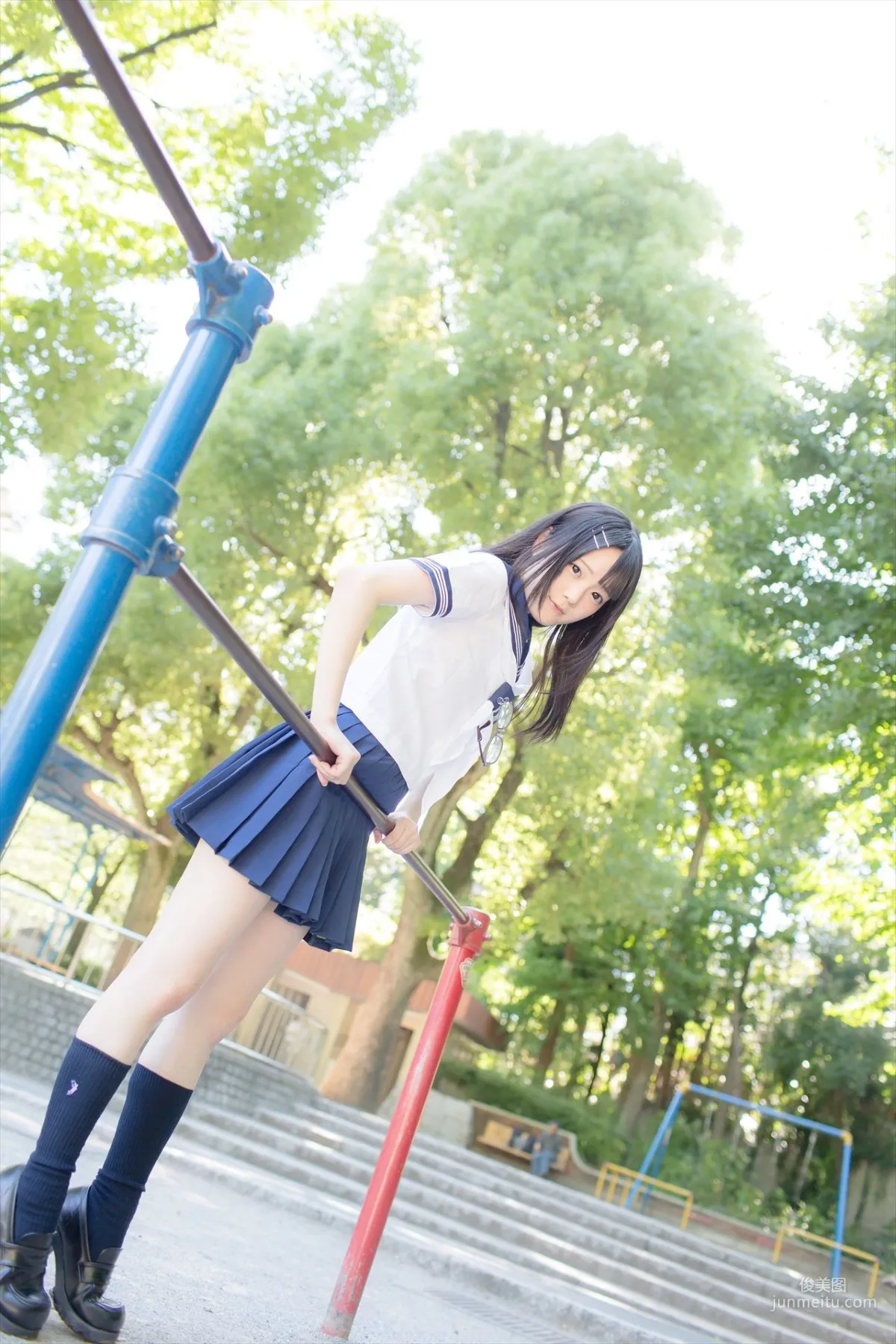 まきろん。《君夏 - 君と僕の夏休み》 制服  写真集21