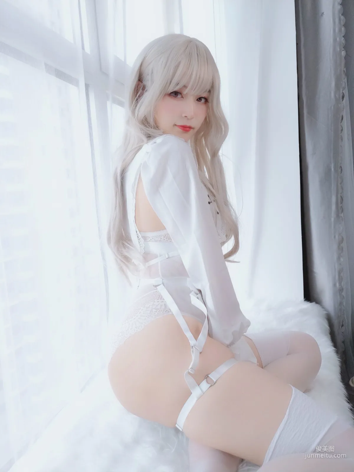 COSER白銀81《純白聖女》 [COSPLAY少女] 寫真集 36