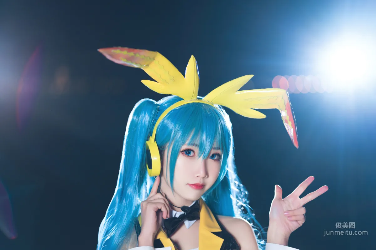 面饼仙儿《初音Miku》 [福利COSPLAY] 写真集17