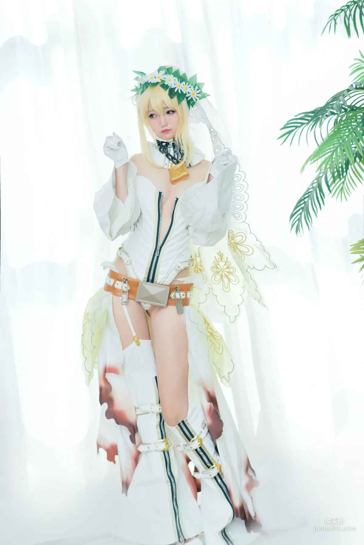 Nagesa魔物女《白衣騎士》 [COSPLAY美女] 寫真集 23
