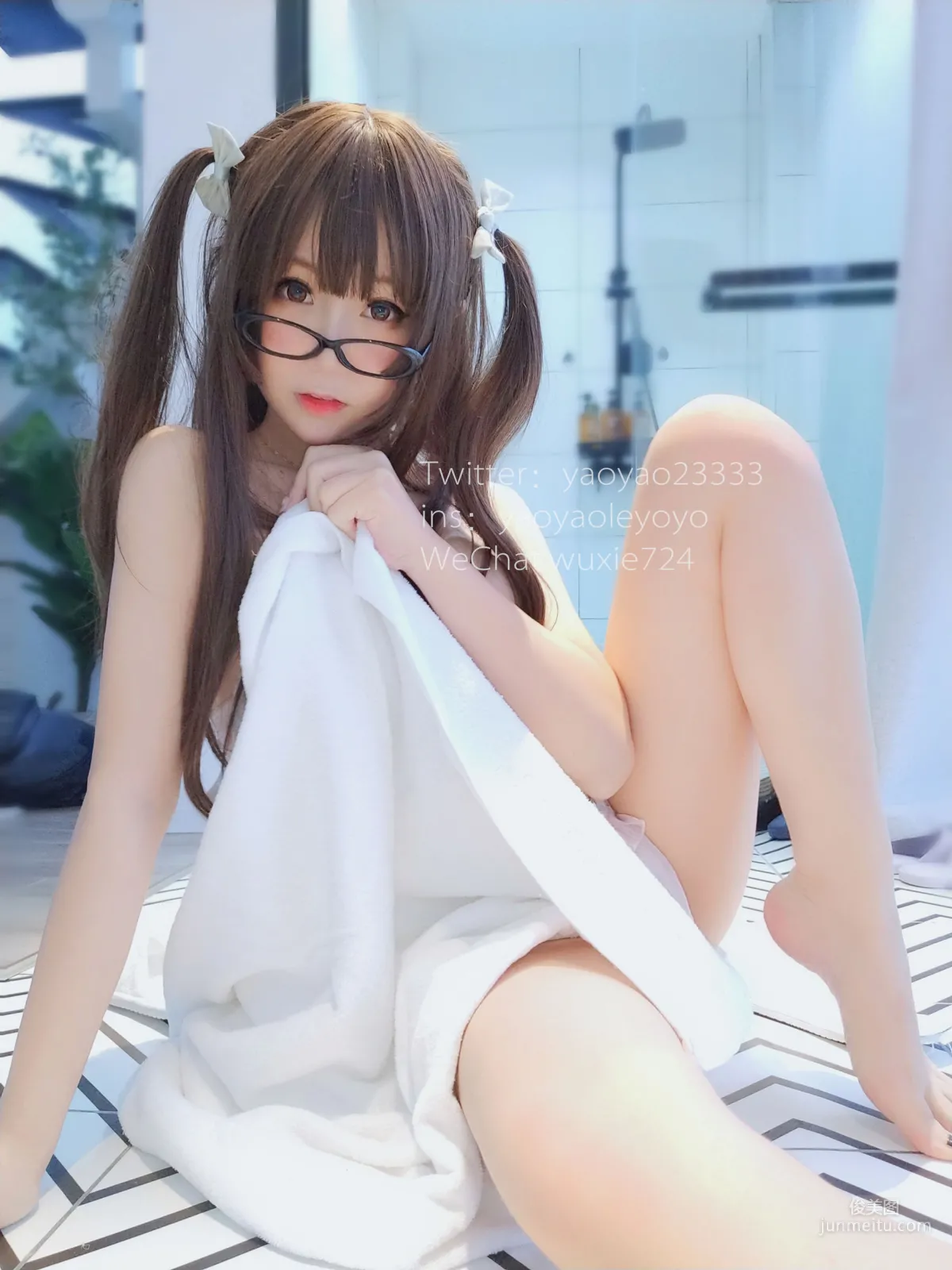 搖搖樂yoyo《浴巾風情》 [COSPLAY福利] 寫真集 10
