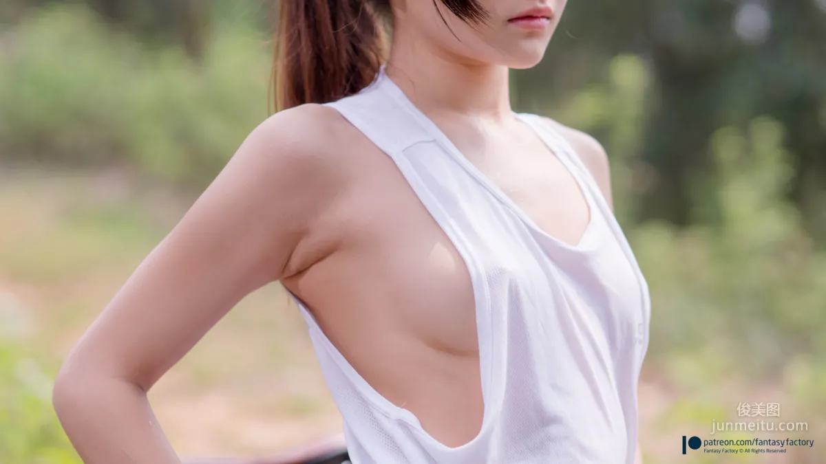 COSER小丁 《单车少女 黑胶 情趣网衫》 [Fantasy Factory] 写真集15