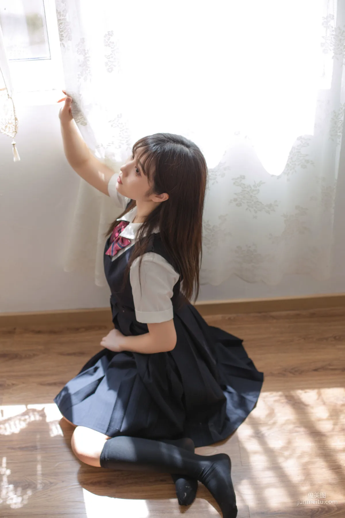 微博福利姬鏡醬《不知夢 制服》 [COSPLAY美女] 寫真集 22