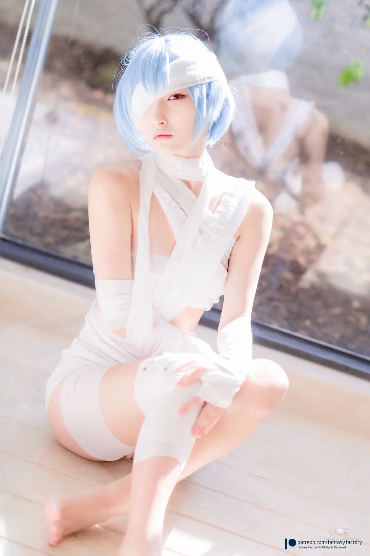 COSER小丁《魔女+浴池+黑丝》 [Fantasy Factory] 写真集10