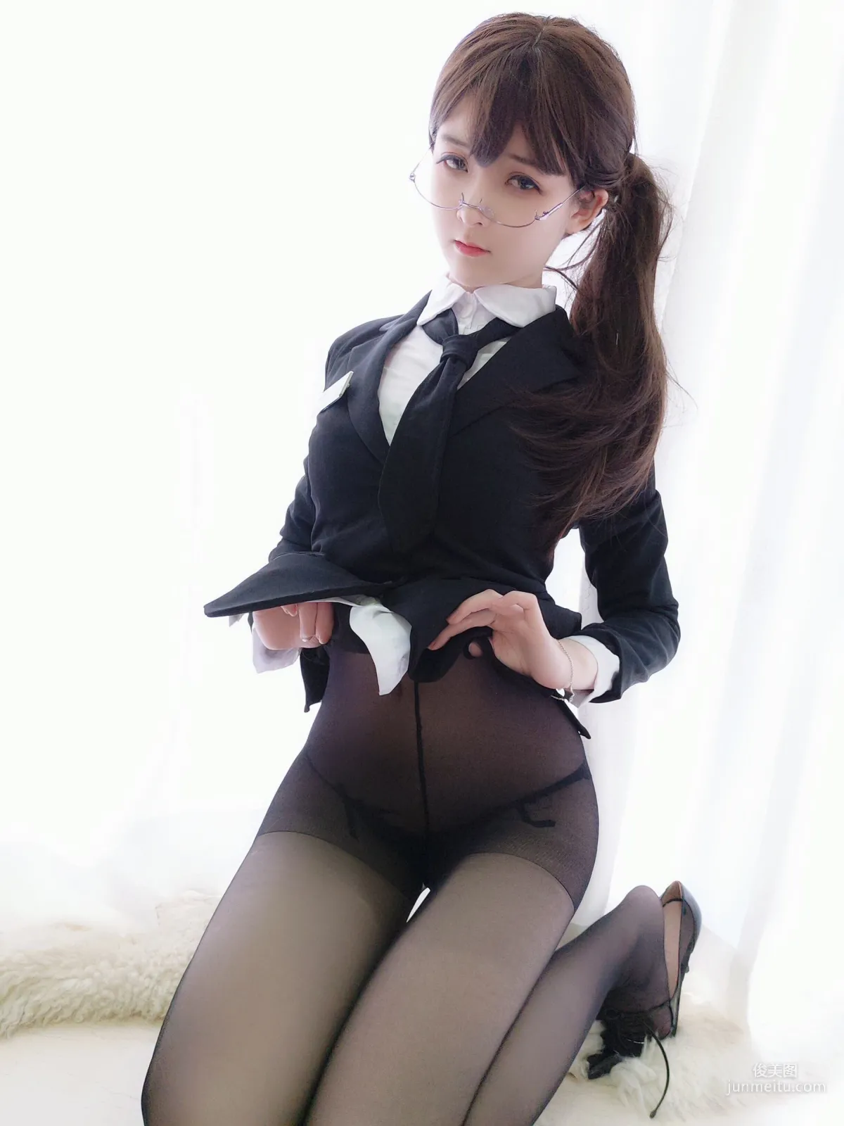 一小央澤《助理姐姐》 [COSPLAY美女] 寫真集 1