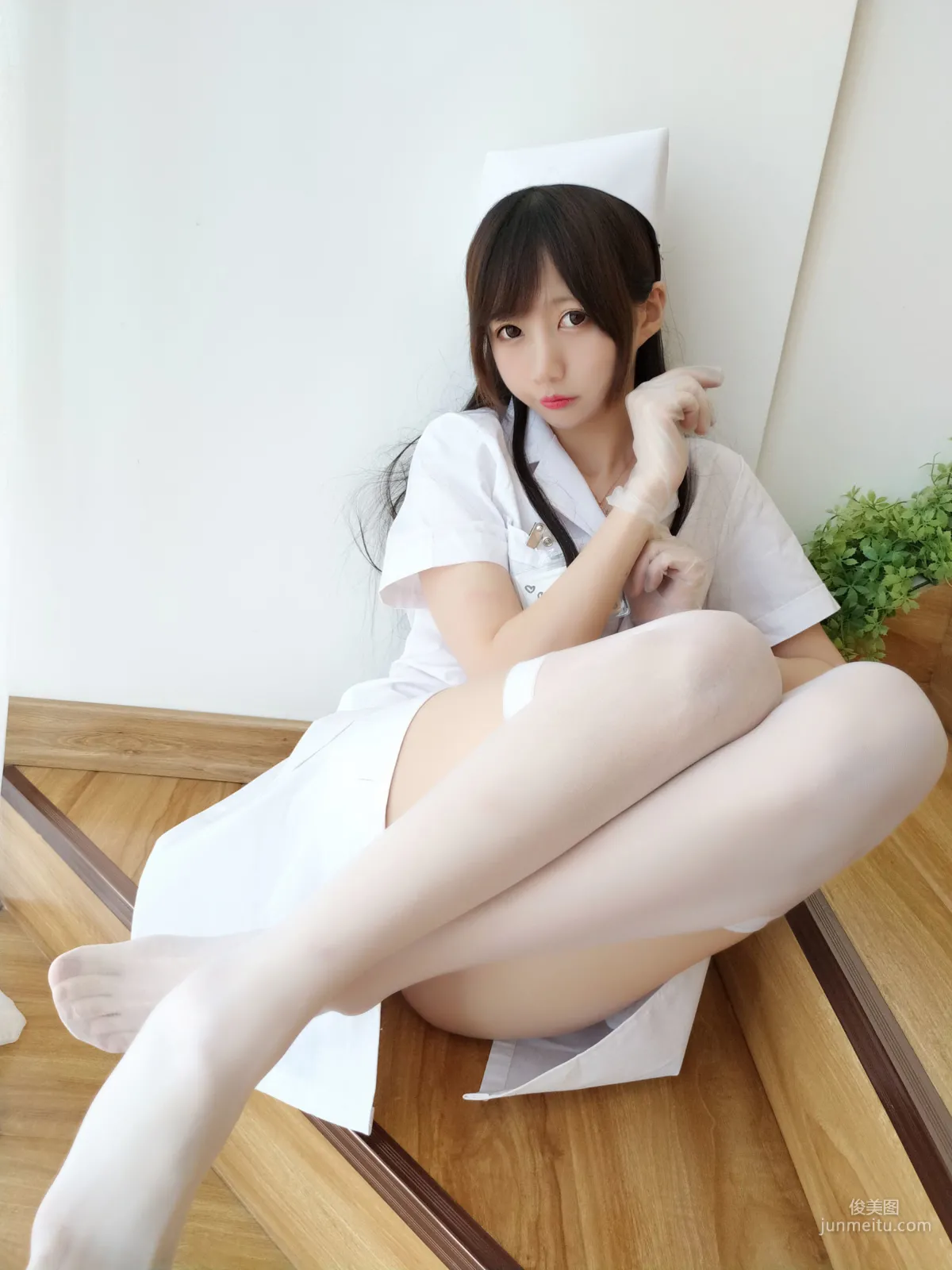 NAGISA魔物喵《自攝系列 白絲護士》 [COSPLAY美女] 寫真集 36