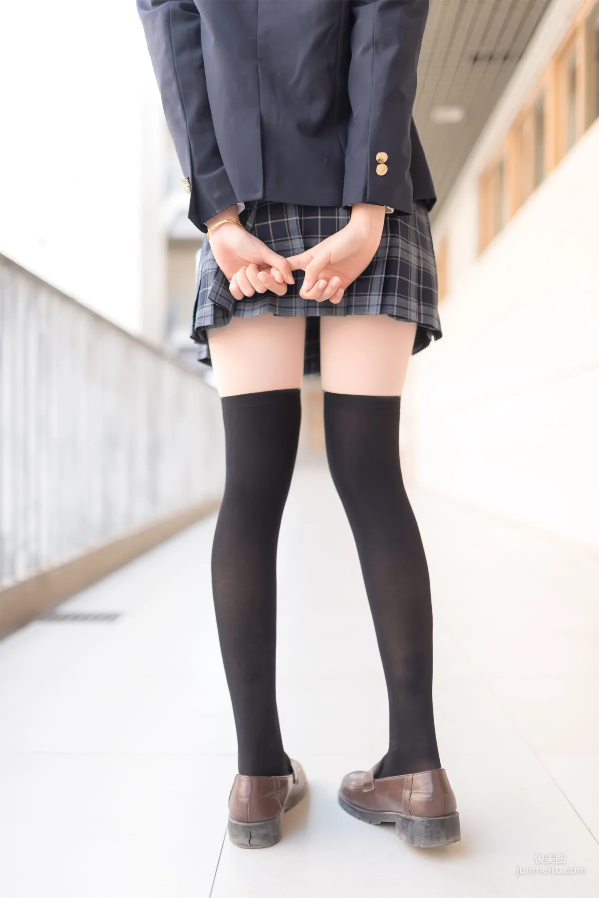 萌妹木綿綿OwO《西式JK》 [COSER美女] 寫真集 16