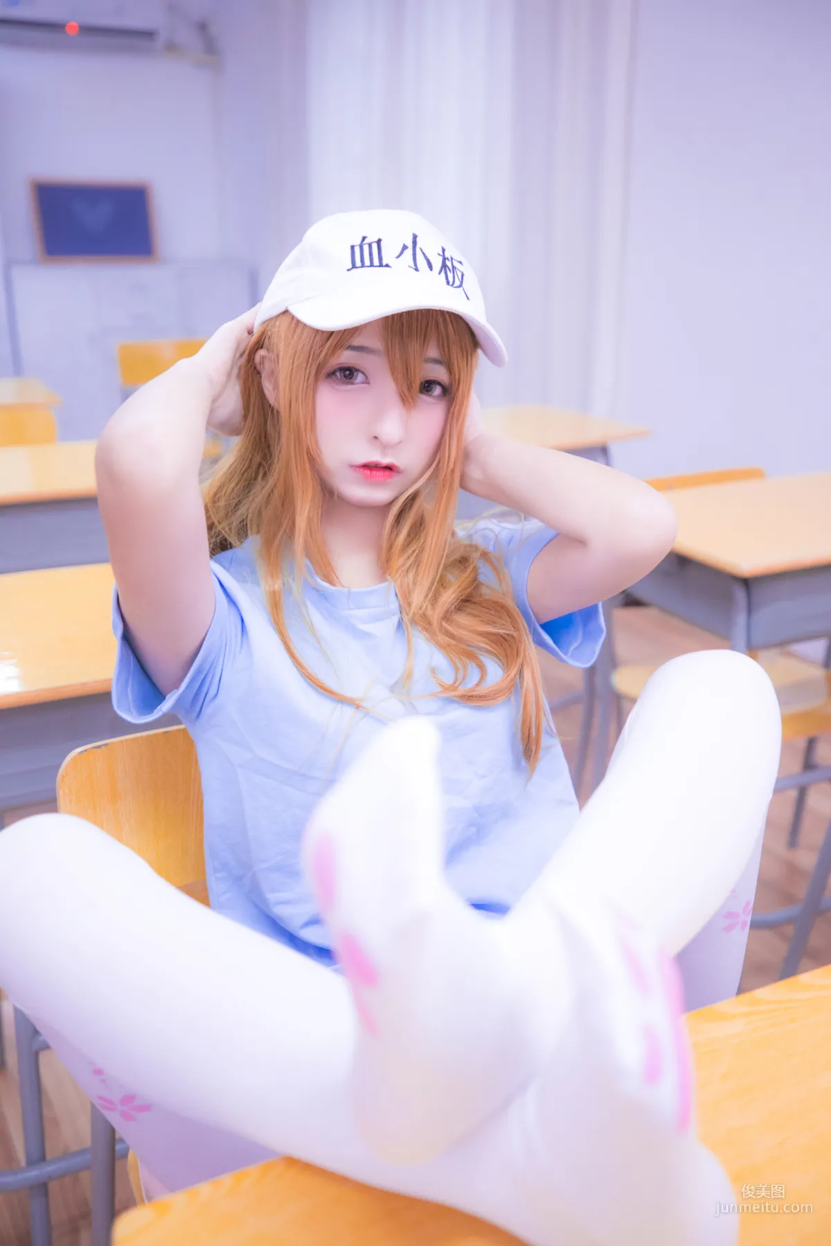 神楽坂真冬《血小闆》 [COSPLAY少女] 寫真集 16