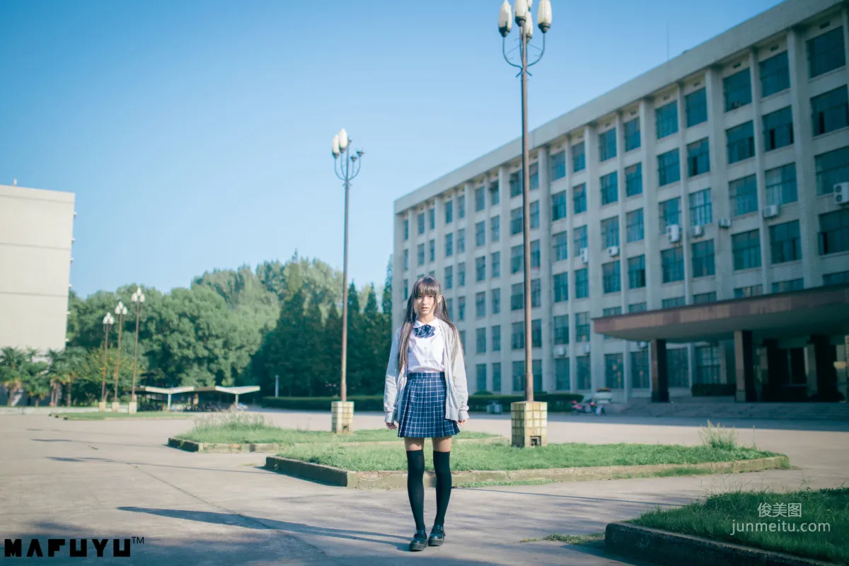 神楽坂真冬《陽光校服系列》 [COSPLAY美女] 寫真集 9