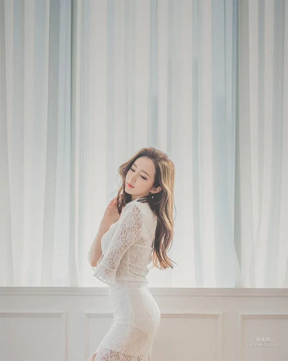 李妍靜《絕美高雅氣質女神3》寫真集 26
