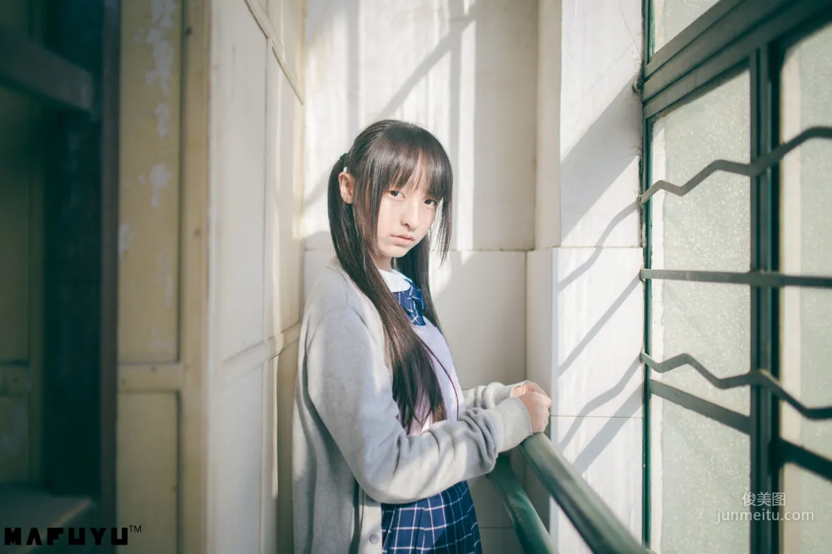 神楽坂真冬《陽光校服系列》 [COSPLAY美女] 寫真集 23