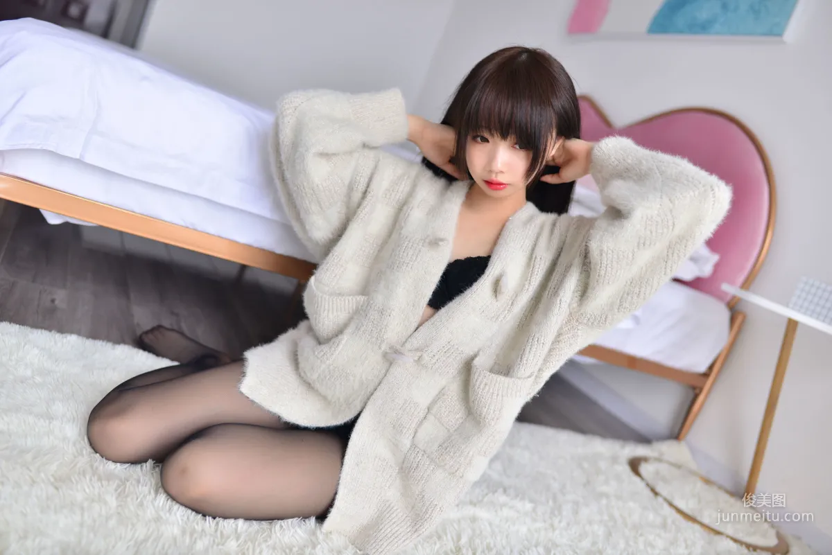 COSER雪琪SAMA《毛衣少女》 [福利COSPLAY] 寫真集 5