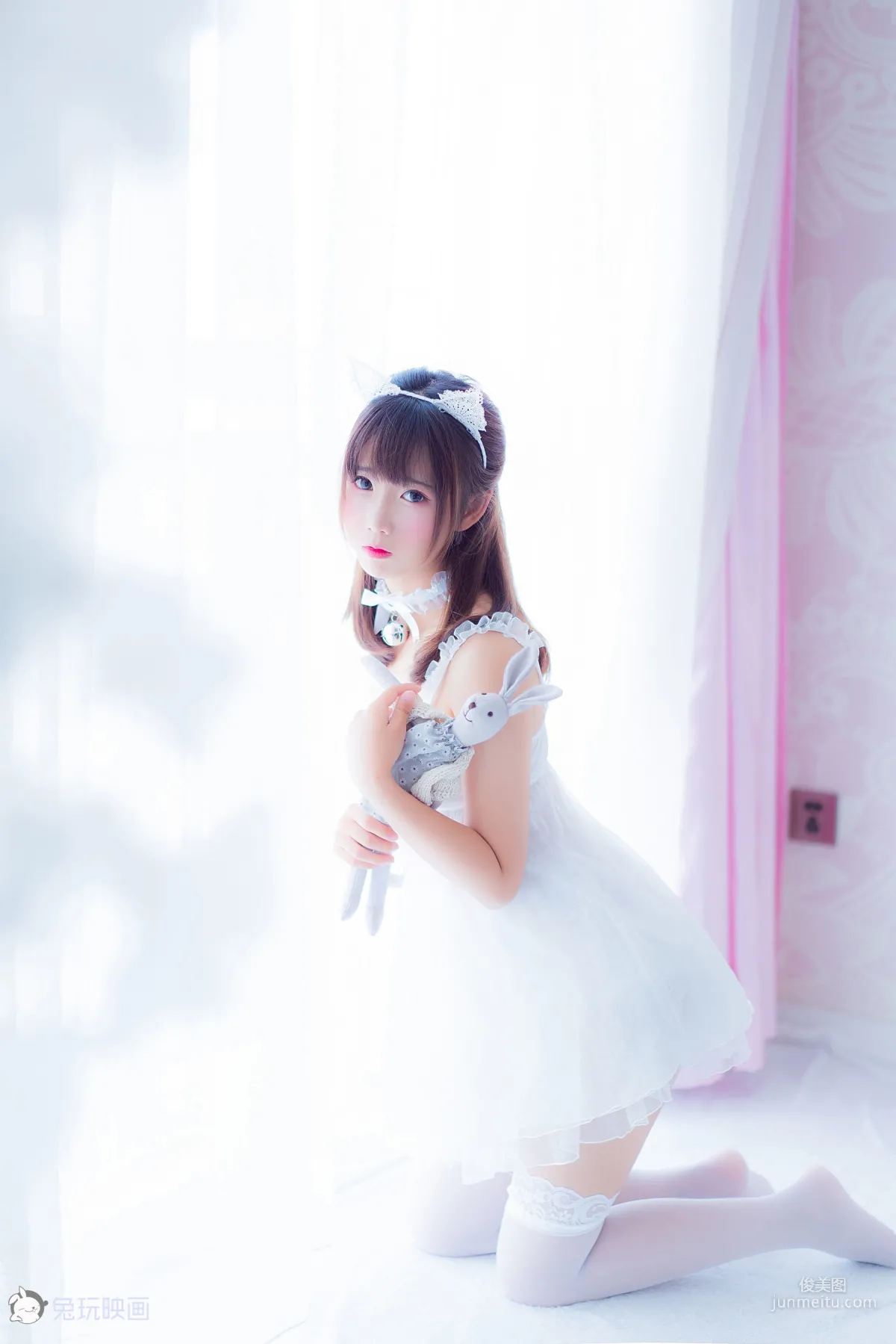 面餅仙兒《吊帶睡衣》 [福利COSPLAY] 寫真集 50