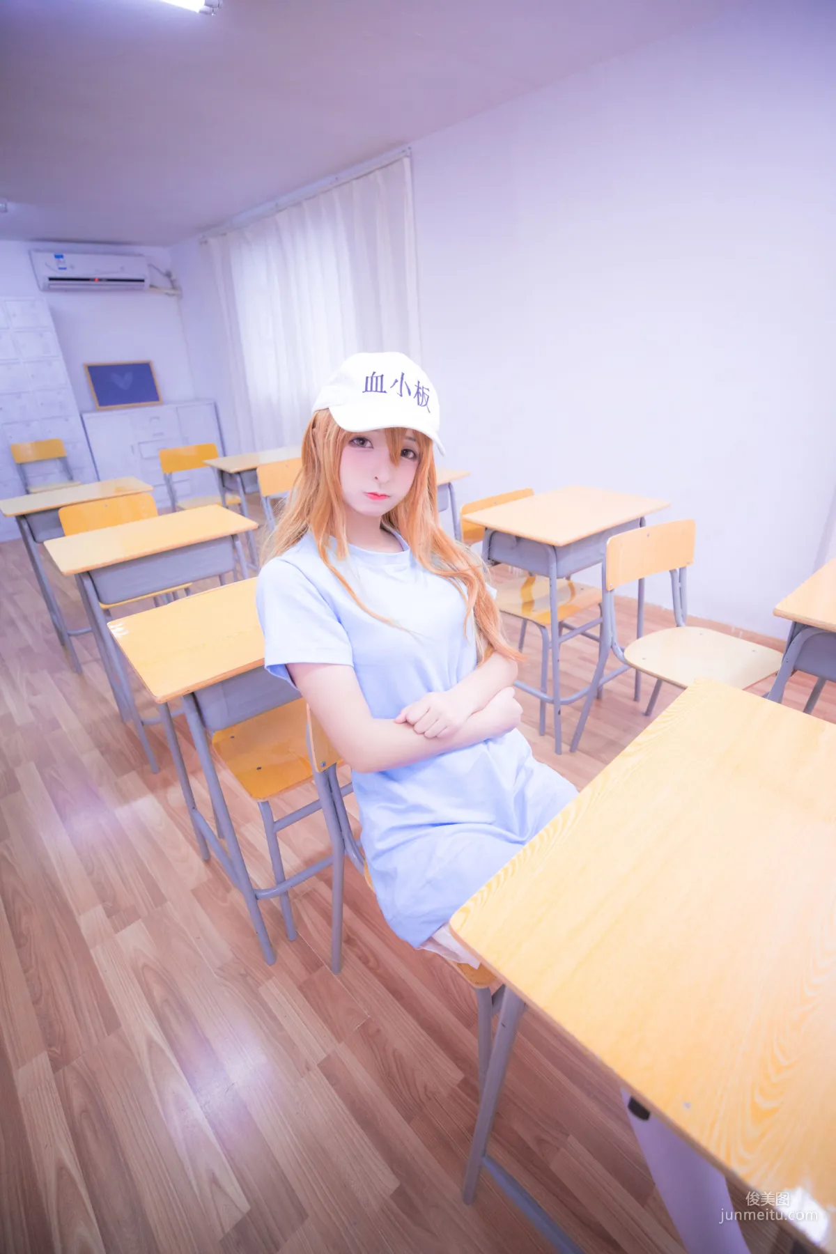 神楽坂真冬《血小闆》 [COSPLAY少女] 寫真集 1