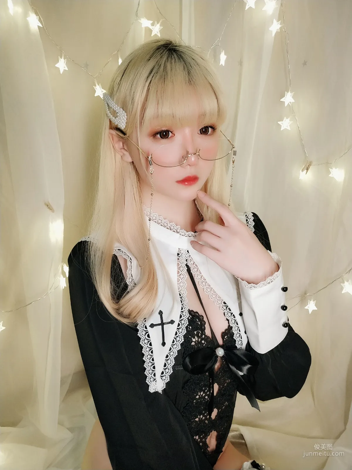 星之遲遲《聖光修女包》 [福利COSPLAY] 寫真集 28
