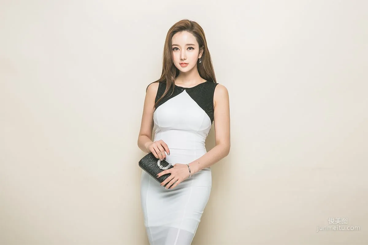 李妍靜《韓國網紅服裝模特2》寫真集 25
