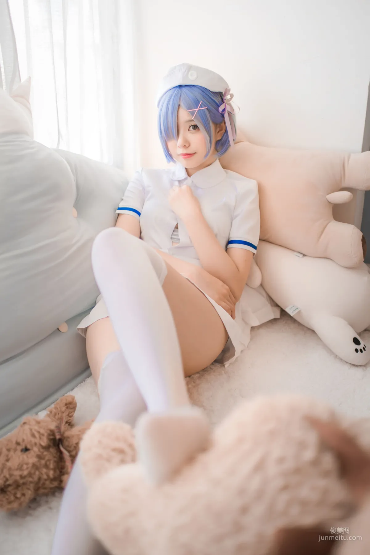 小野妹子w《白色紗裙+蕾姆護士+蕾姆兔女郎》 [COSPLAY美女] 寫真集 20