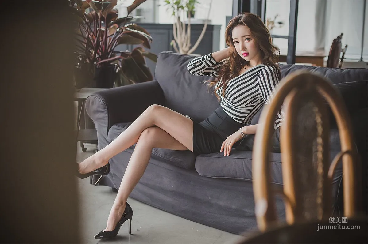 李妍靜《絕美氣質女神5》韓國美女寫真集 3
