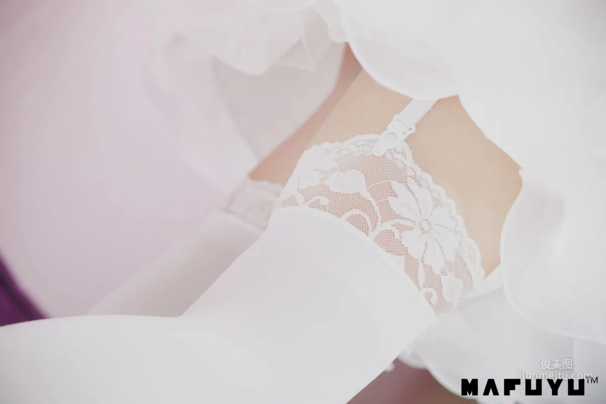神楽坂真冬《婚紗系列》 [福利COSPLAY] 寫真集 30