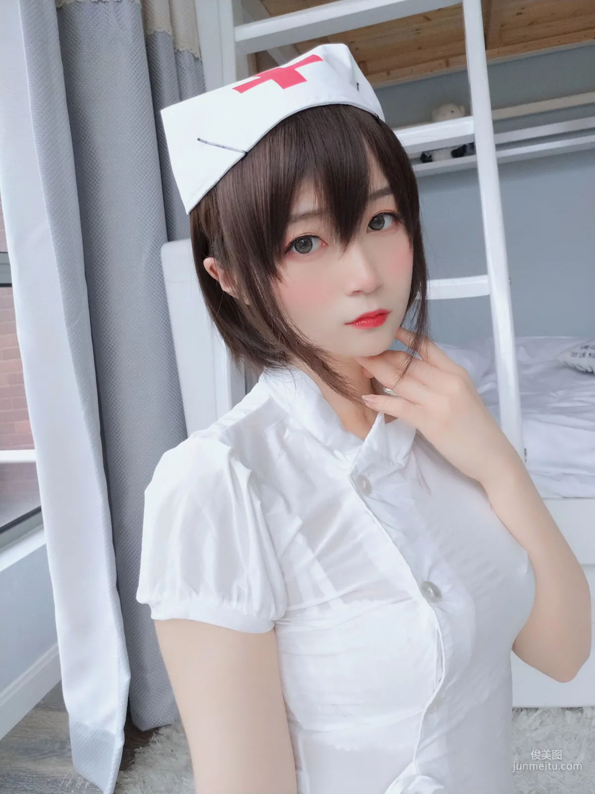 白银81《白丝小护士》 [COSPLAY少女] 写真集13